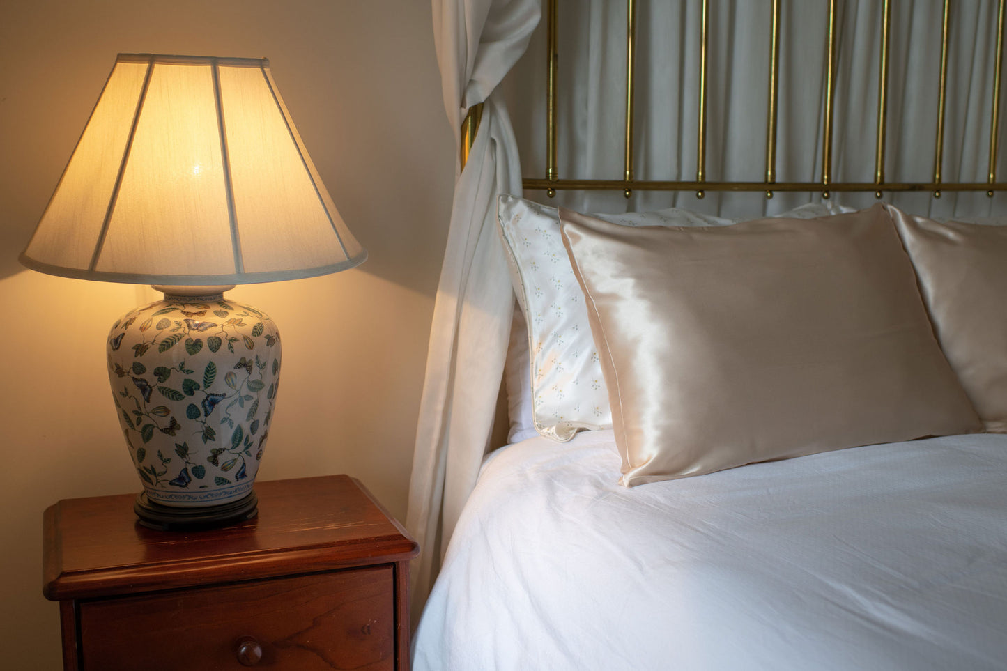 Champagne - Luxury Silk Pillowcase