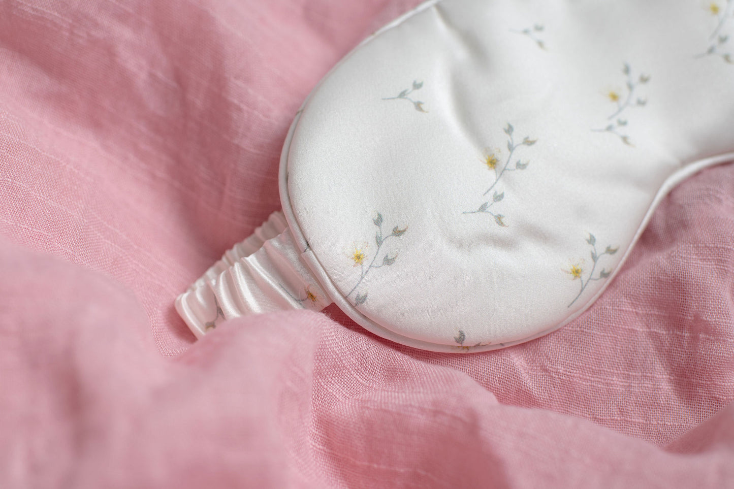 White Rose - LIMITED EDITION - Luxury Silk Sleep Mask